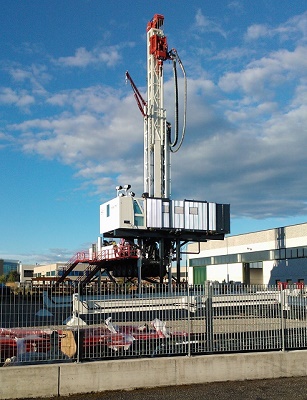 HYDRALIC DRILLING RIG